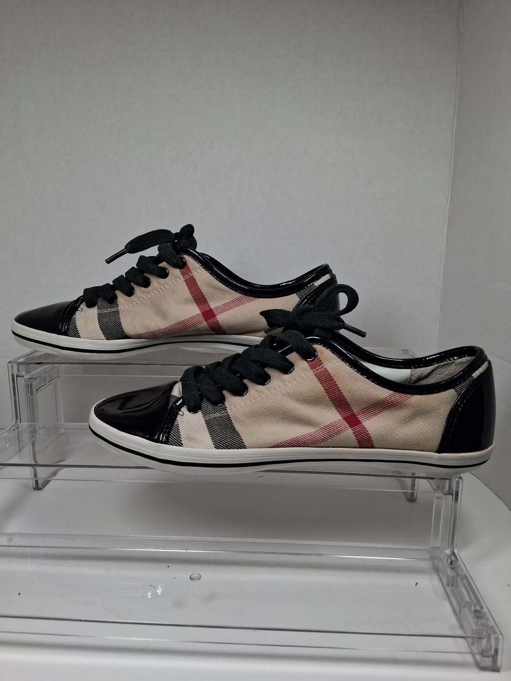 Burberry Nova Check Women's Canvas Lace-Up Low Top Comfort Sneakers US 7